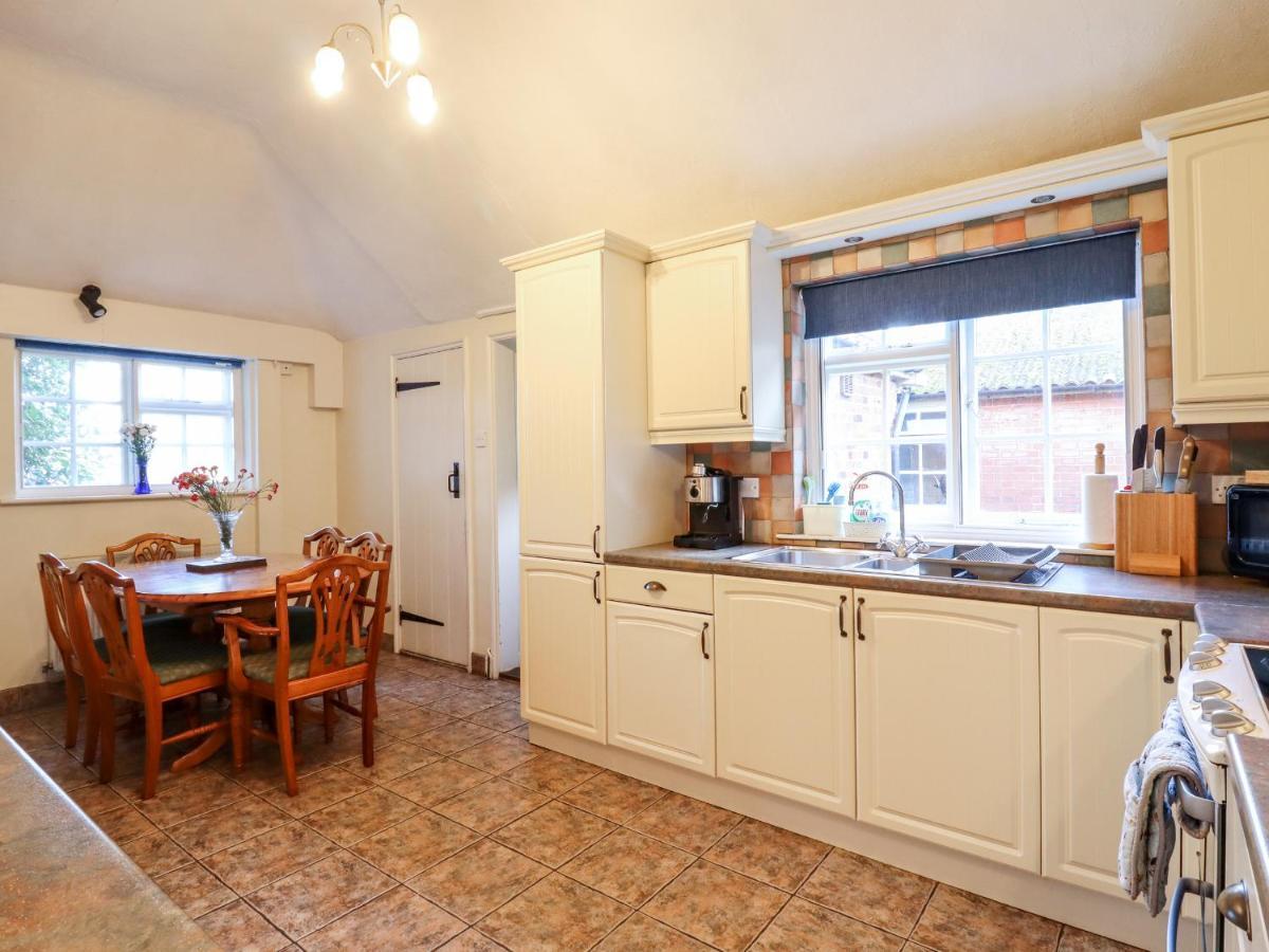 Gardener'S Cottage Hadleigh  エクステリア 写真